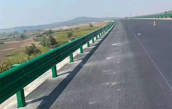 海南藏族高速路护栏